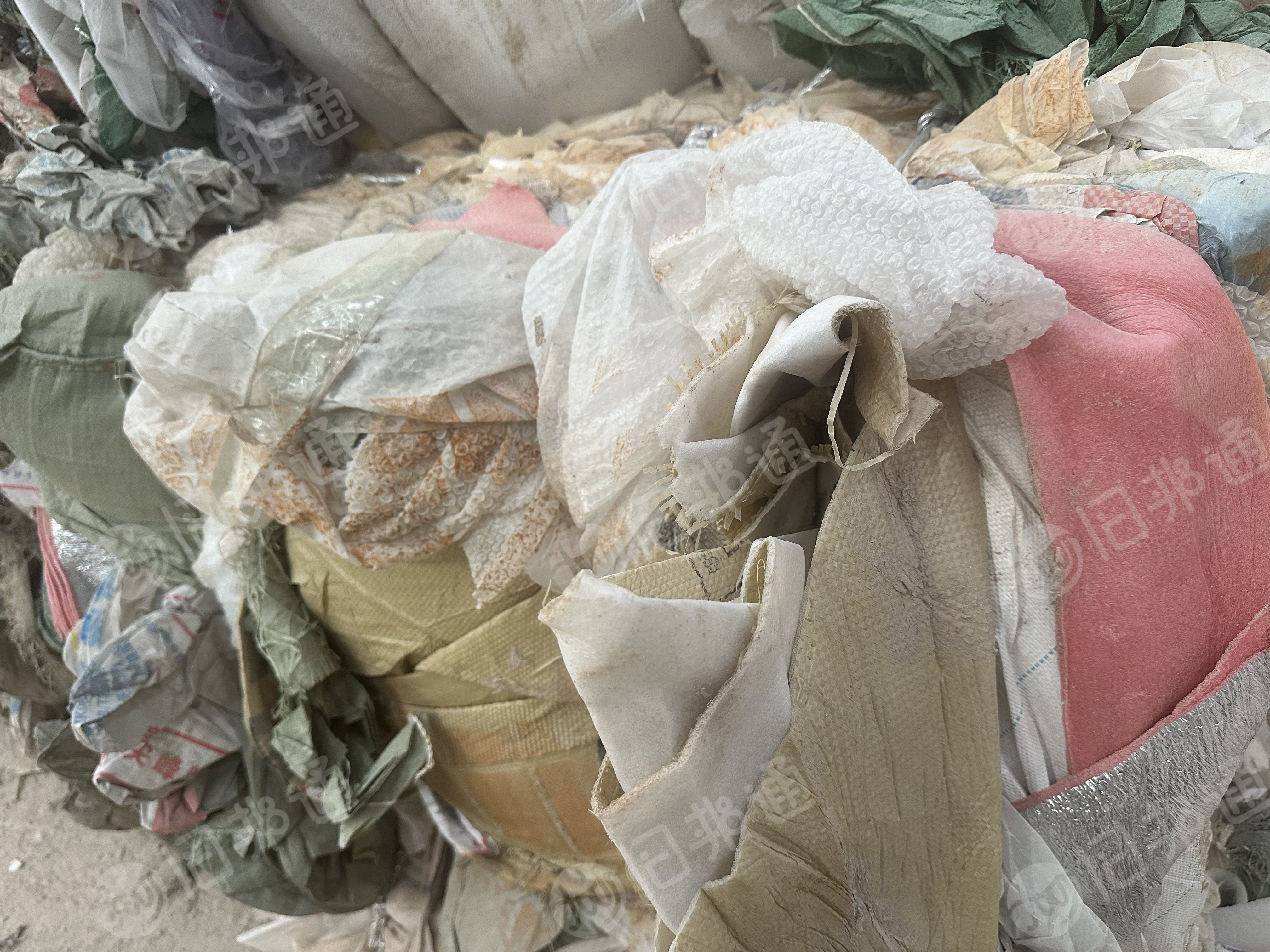 大量出售分拣打包好建筑垃圾膜（废编织袋、燃烧料）