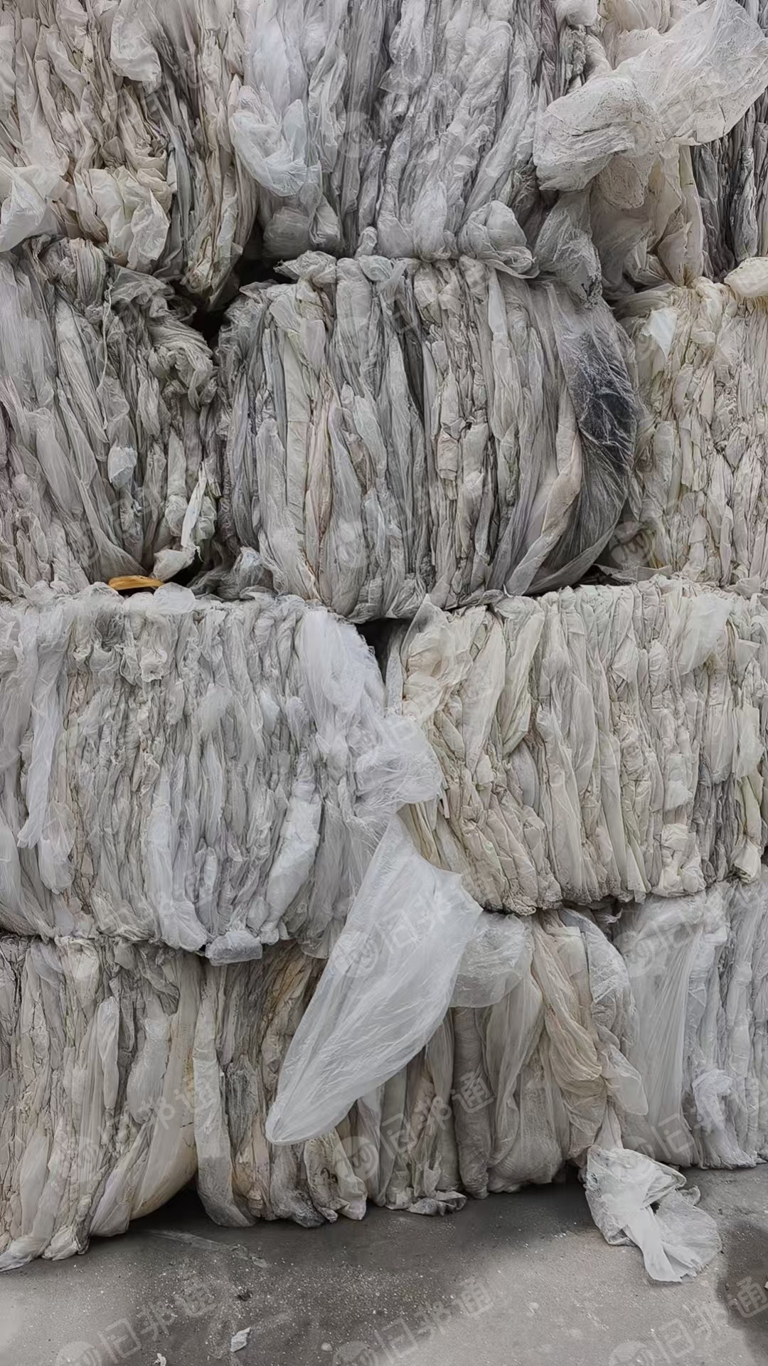 出售一级水洗高压膜废料，现货40吨