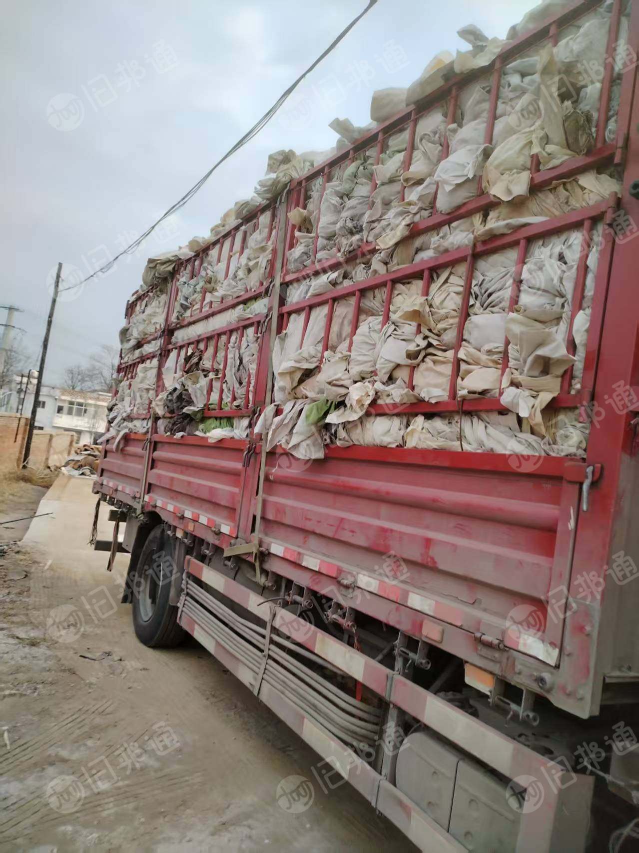 出售涤纶过滤布,现货11吨,大型洗布机清洗干净的