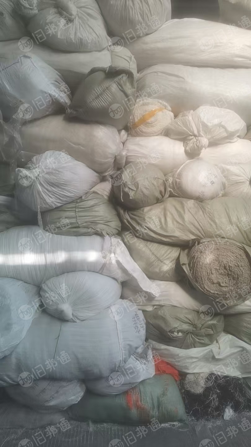 出售库存绒布，库存布，大卷布，有羊羔绒泰迪绒阿尔泰托卡，现货有40吨，货在江苏盛泽