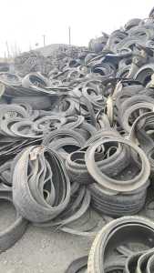 长期出售小钢丝胎，小车尼龙胎