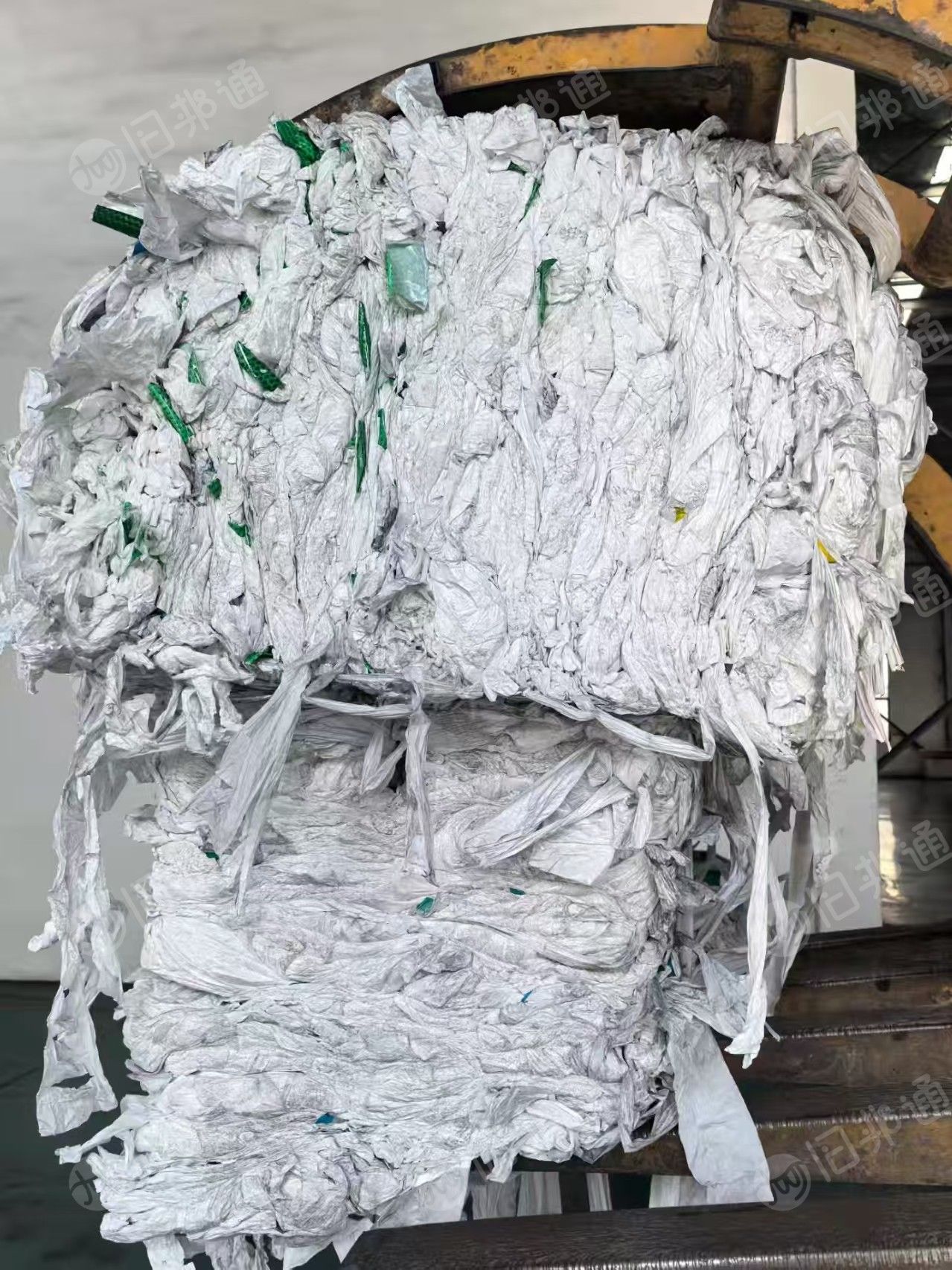 出售PE电池膜废料，带涂层，拆解电池膜废料