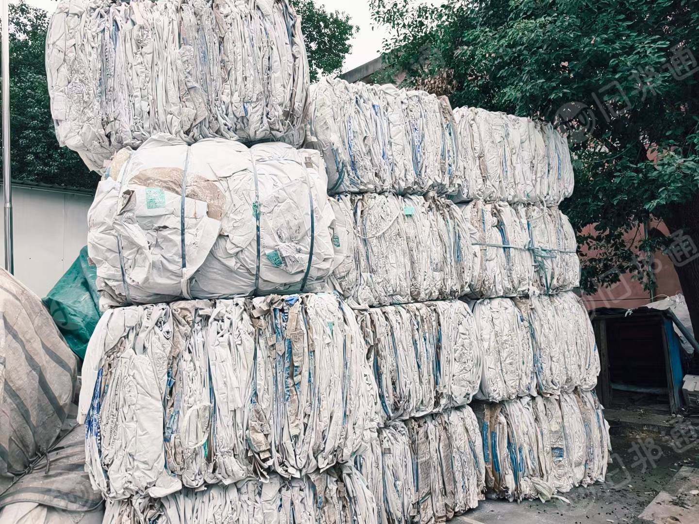 长期出售化工牛皮纸袋压块，无水无杂