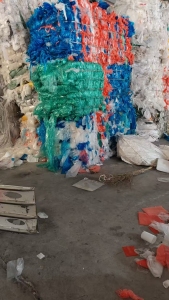 出售干造花高压膜废料，现货8吨，长期有货