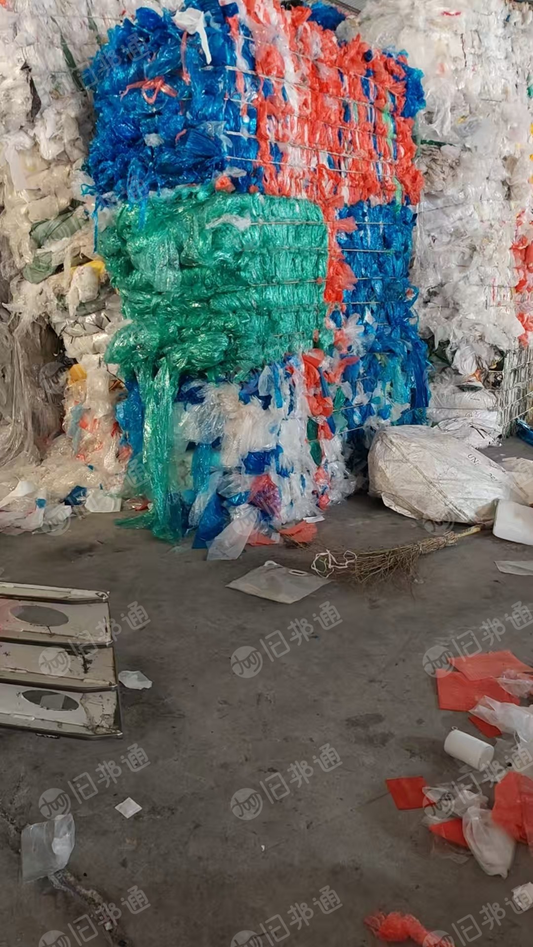 出售干造花高压膜废料，现货8吨，长期有货