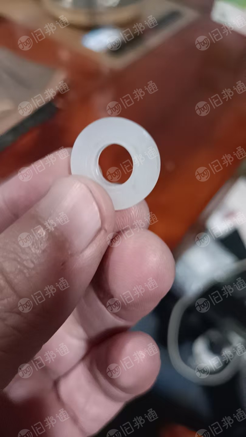 求购透明软质PVC破碎料，注塑小垫片