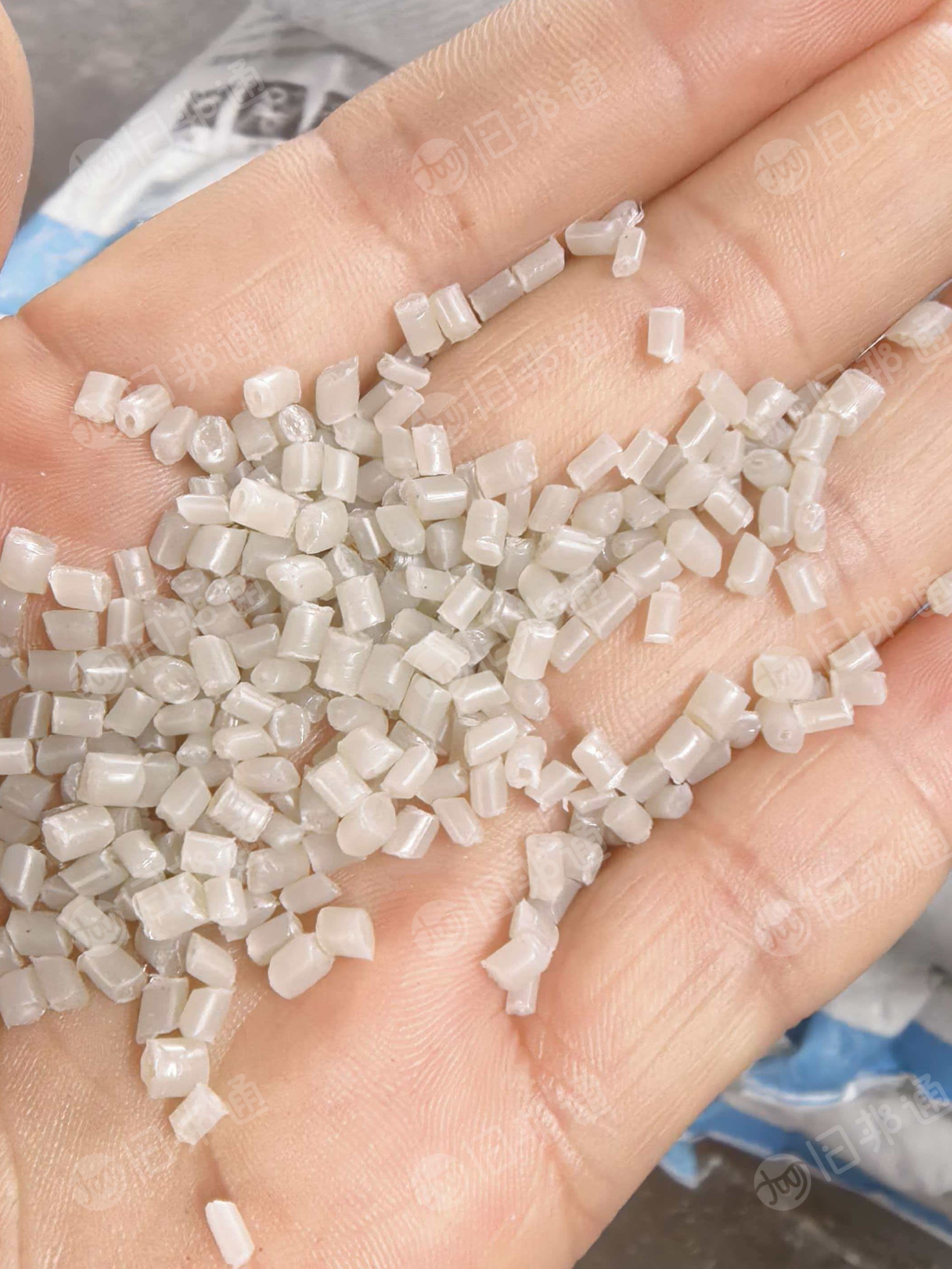 长期出售餐盒颗粒