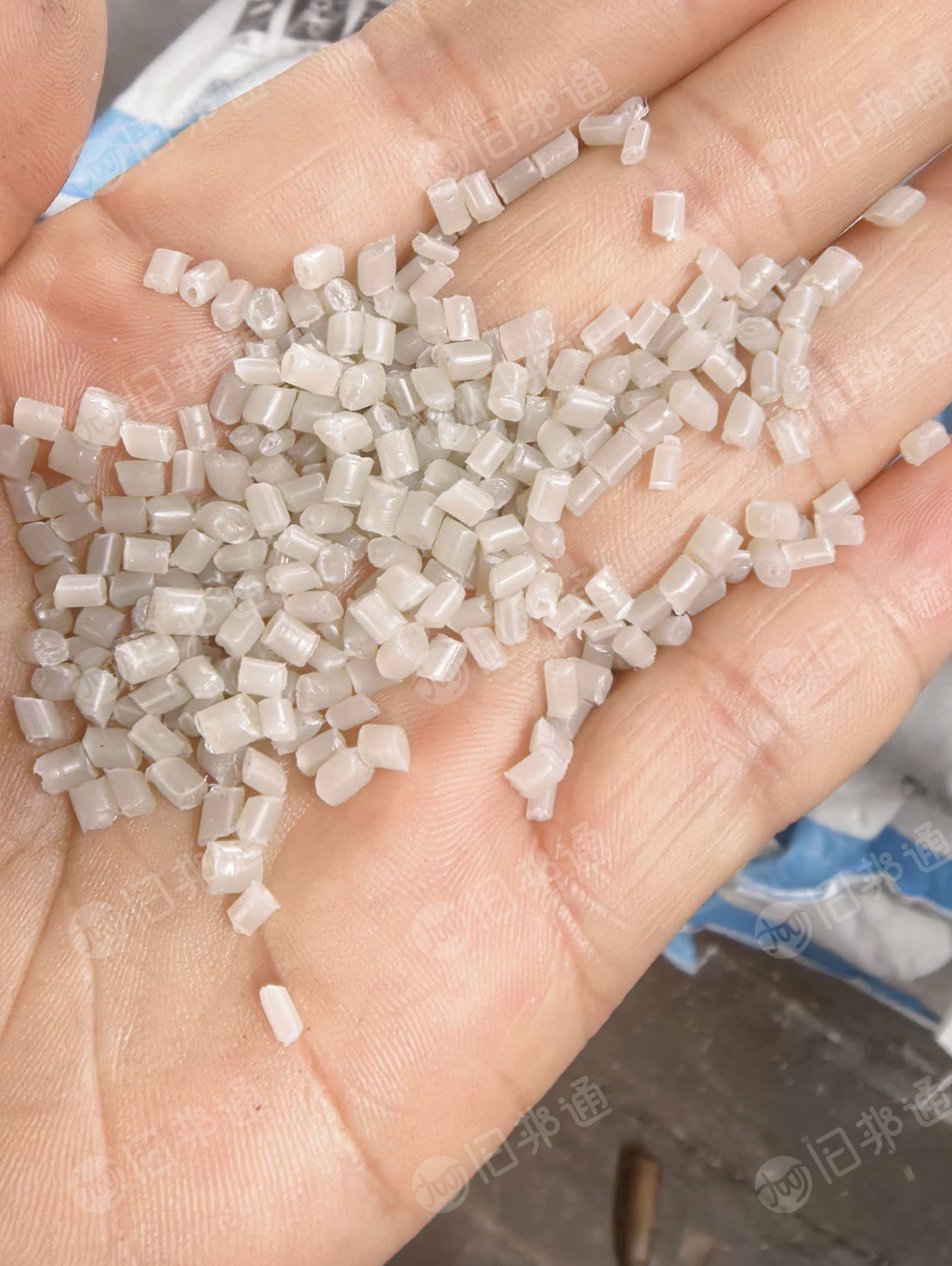 长期出售餐盒颗粒