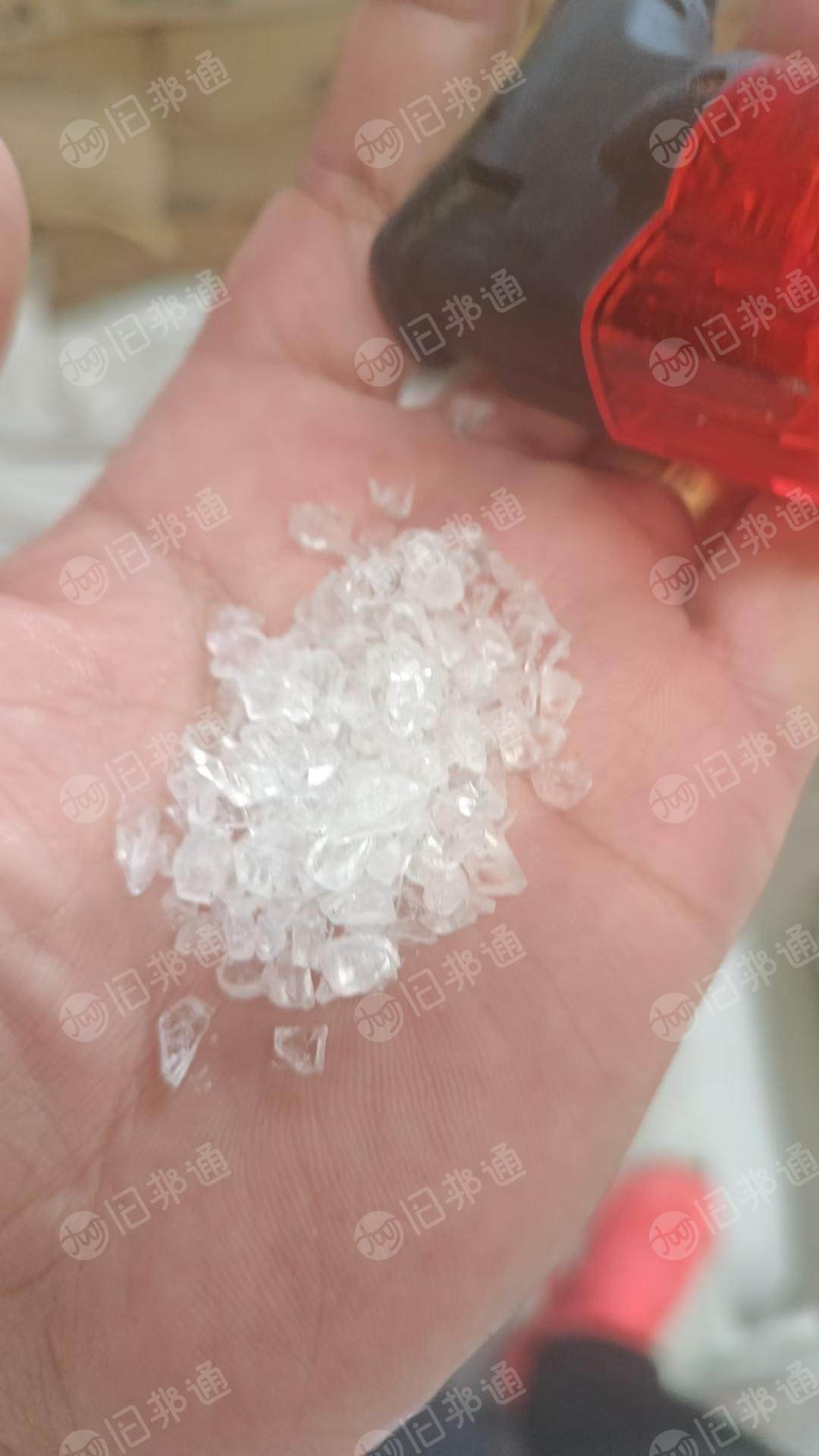 大量收购PC低分子一次性水口料、导光板，透明PC，色透PC毛料、破碎料都可以