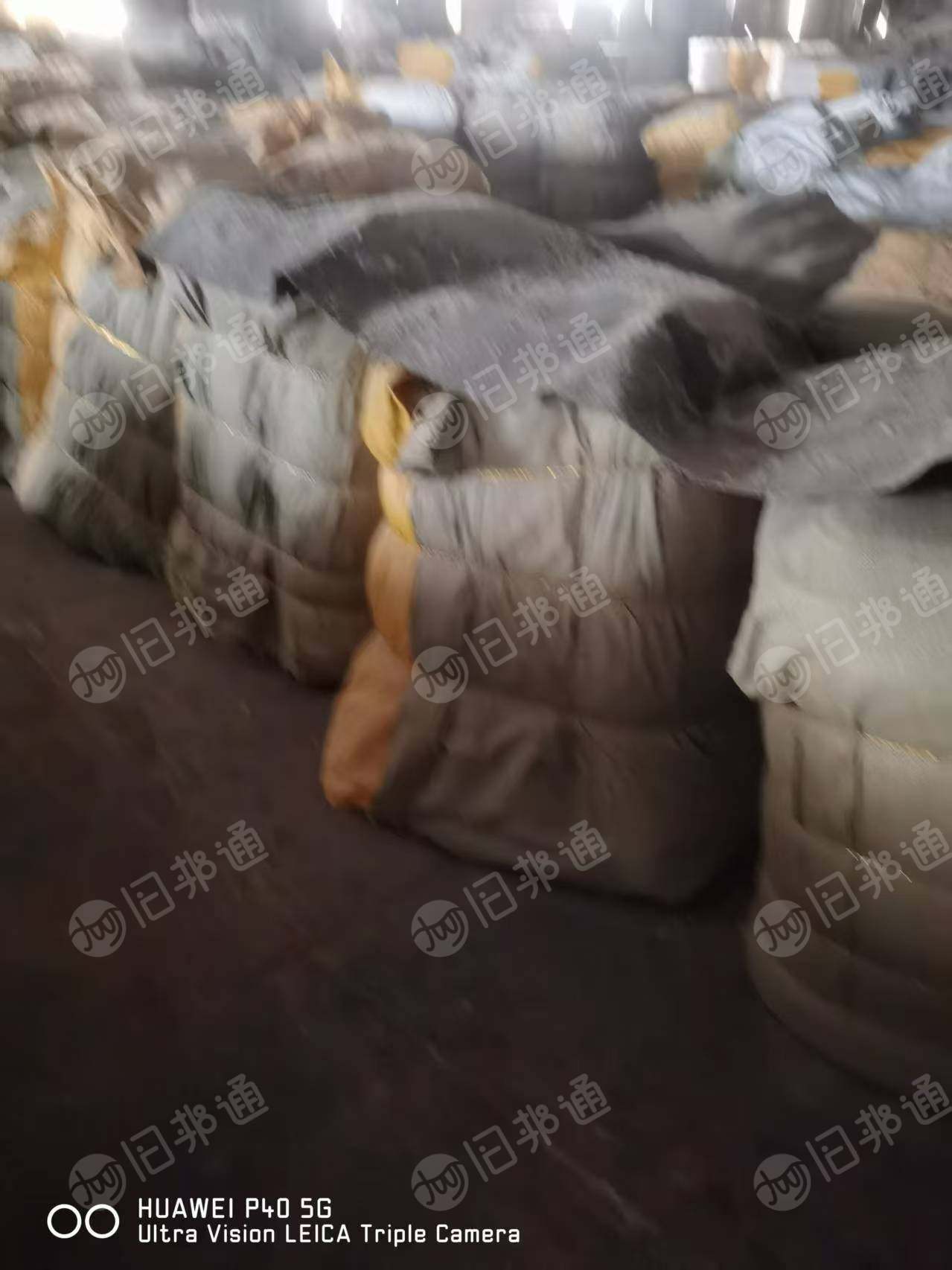 现货处理一批库存纱卡，织布厂下来的，棉70涤纶30，现货10万米，货在河南郑州