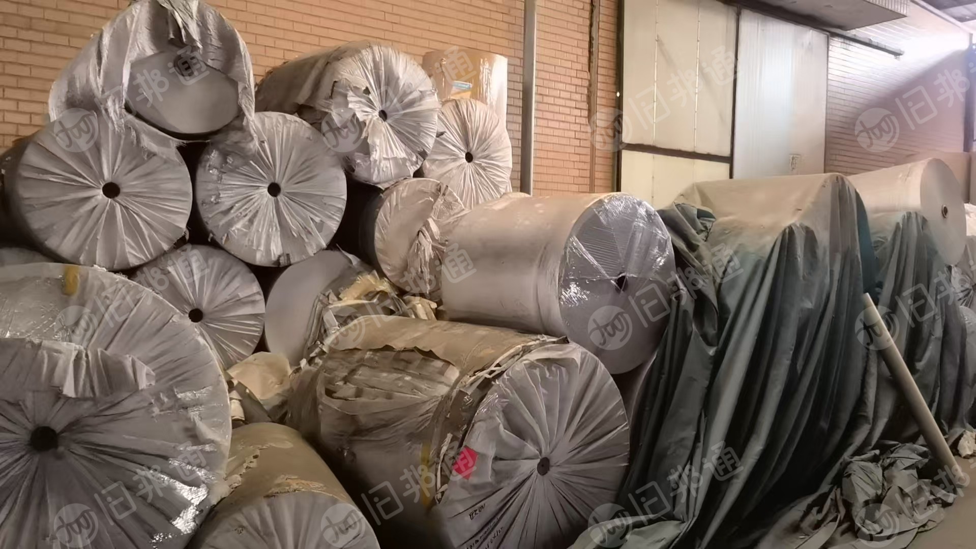 出售有瑕疵的卷筒离型纸,100-120克,单离双离都有