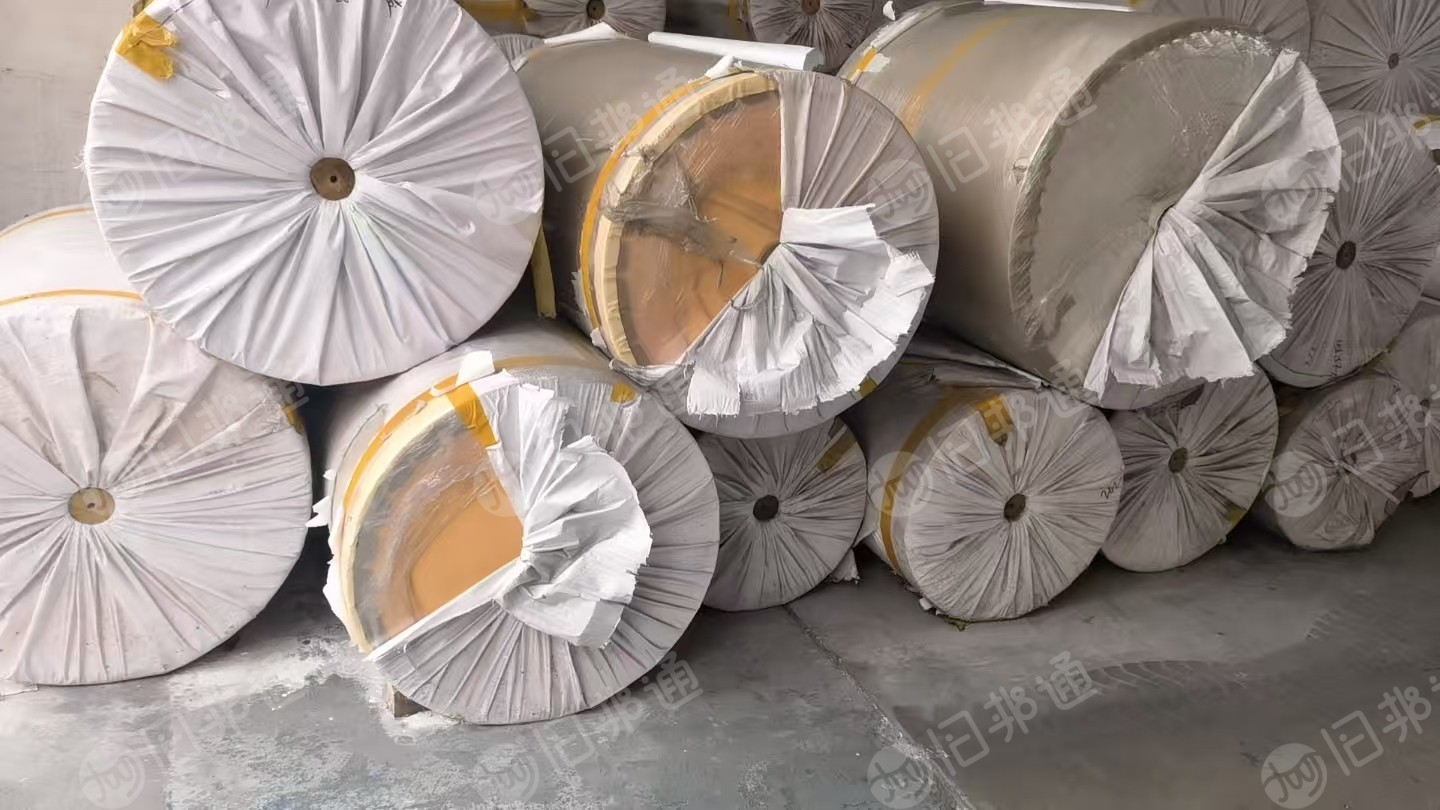 出售有瑕疵的卷筒离型纸,100-120克,单离双离都有