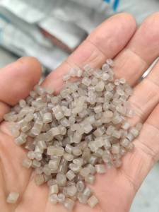 出售高压颗粒，过80目，长期有货