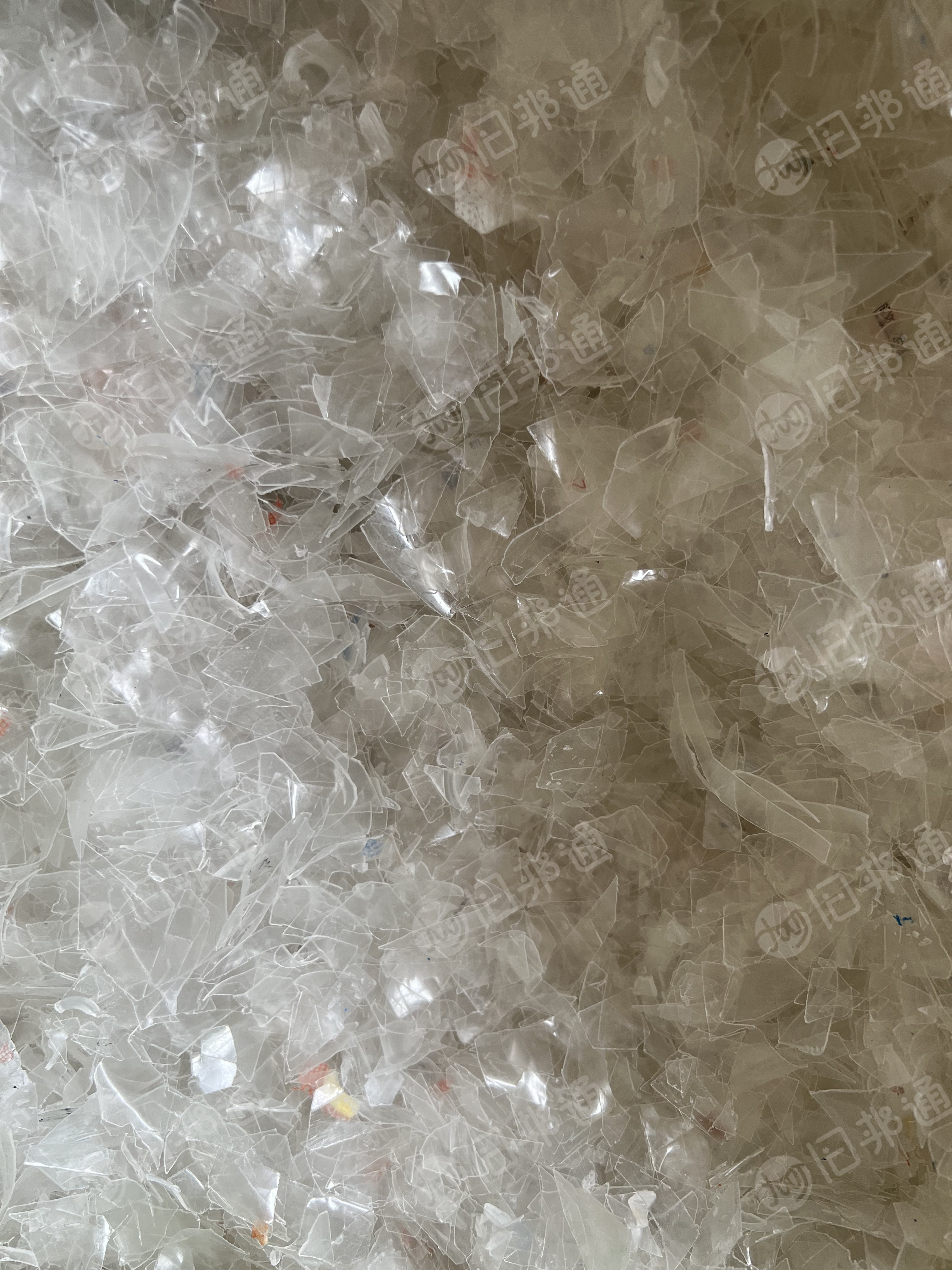 出售PP吊瓶破碎料，瓶头、瓶身分开破碎，可直接上机用，月供100多吨