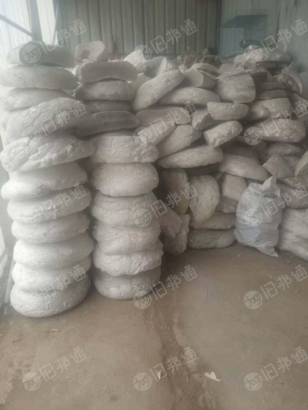 出售泡沫热熔块，厂货15吨