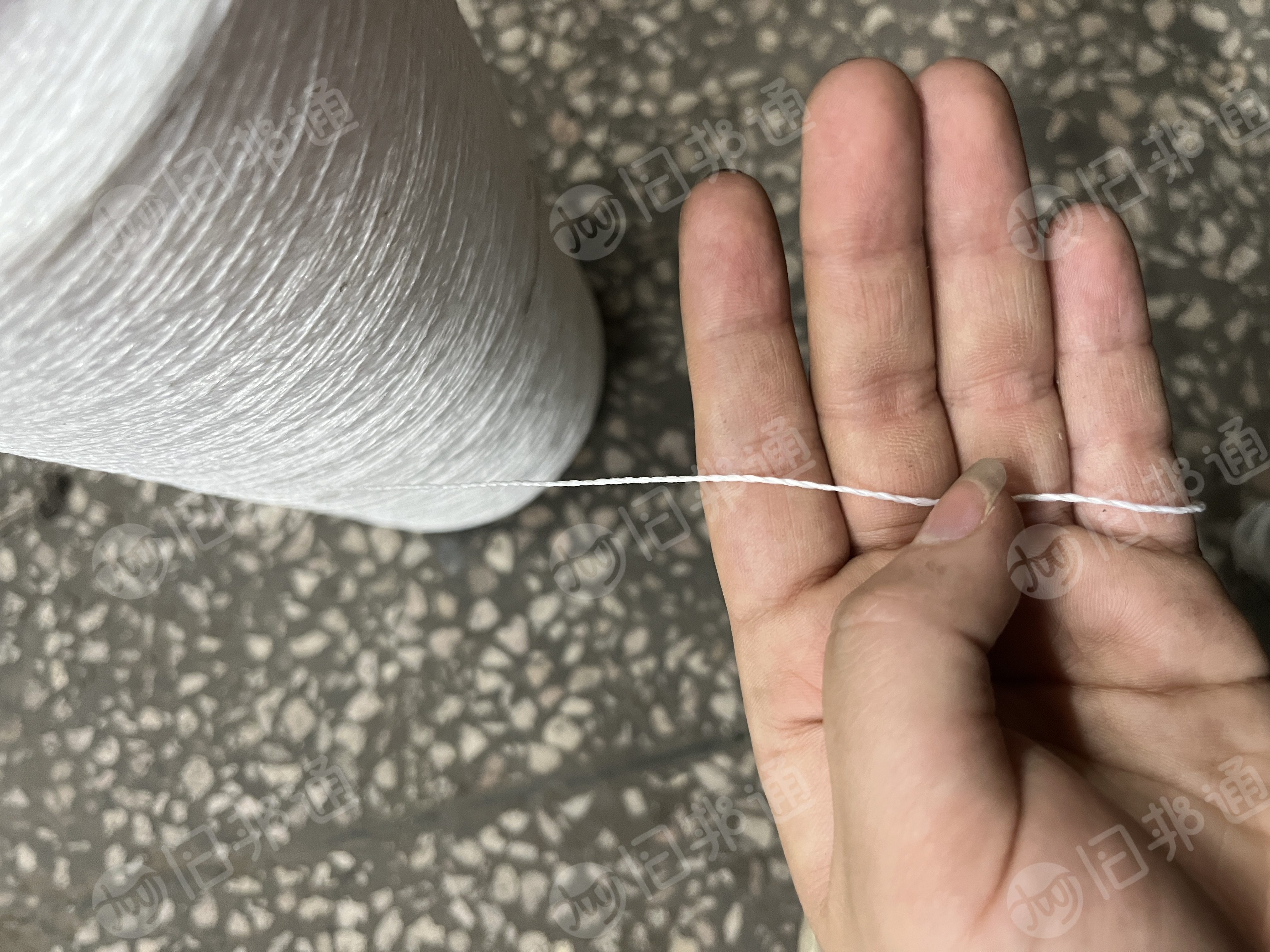 长期出售正品编织袋缝包线，涤棉纱线，可根据要求定制