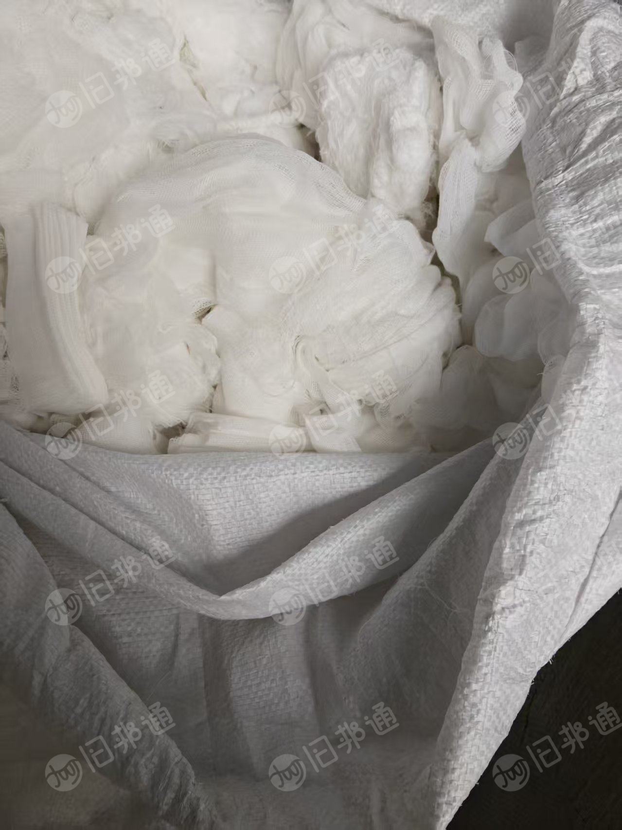 长期做医用纱布下来的白色纯棉废纱，废纱布，月供10来吨，货在湖北咸宁