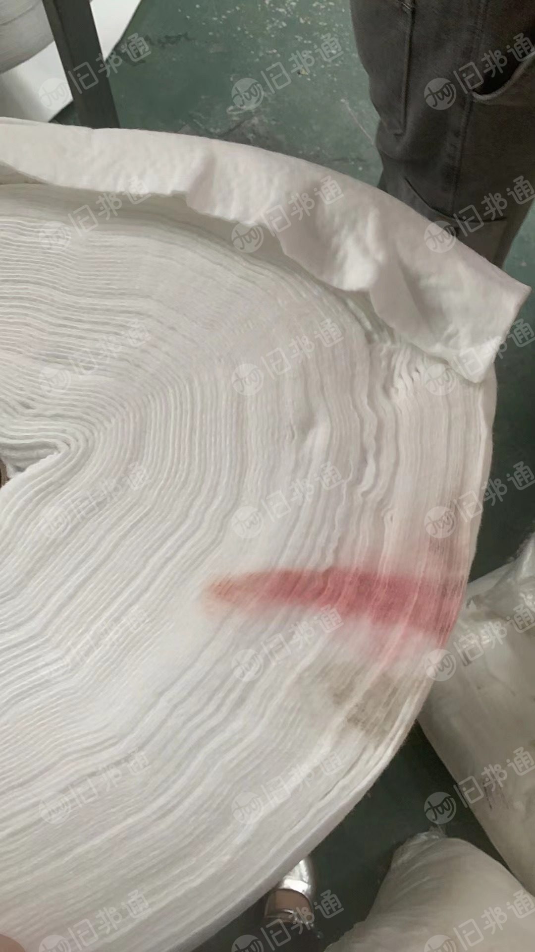厂家长期出售涤棉废布边角料，花束保鲜裁床裁下来的，50涤50棉，货是江苏南通