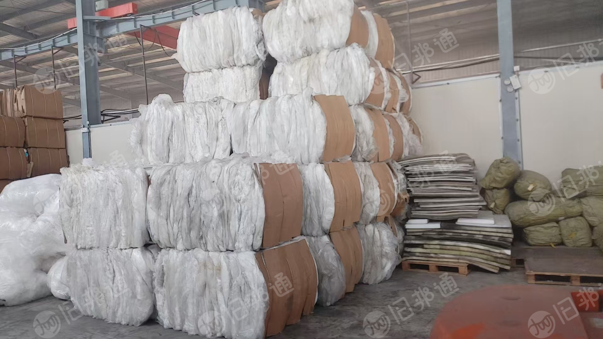 出售高压纸包装纸，干造高压膜废料，现货20吨