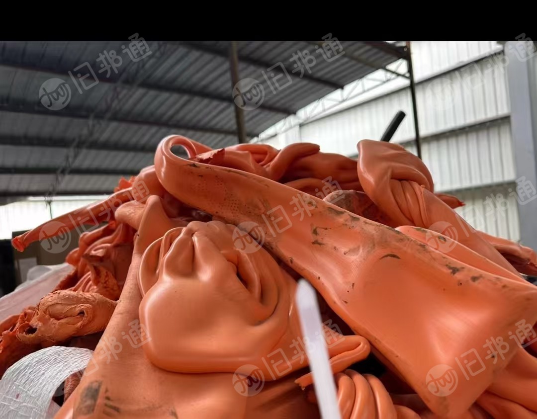 出售pvc电缆皮块料，pvc电缆皮机头料，现货60吨