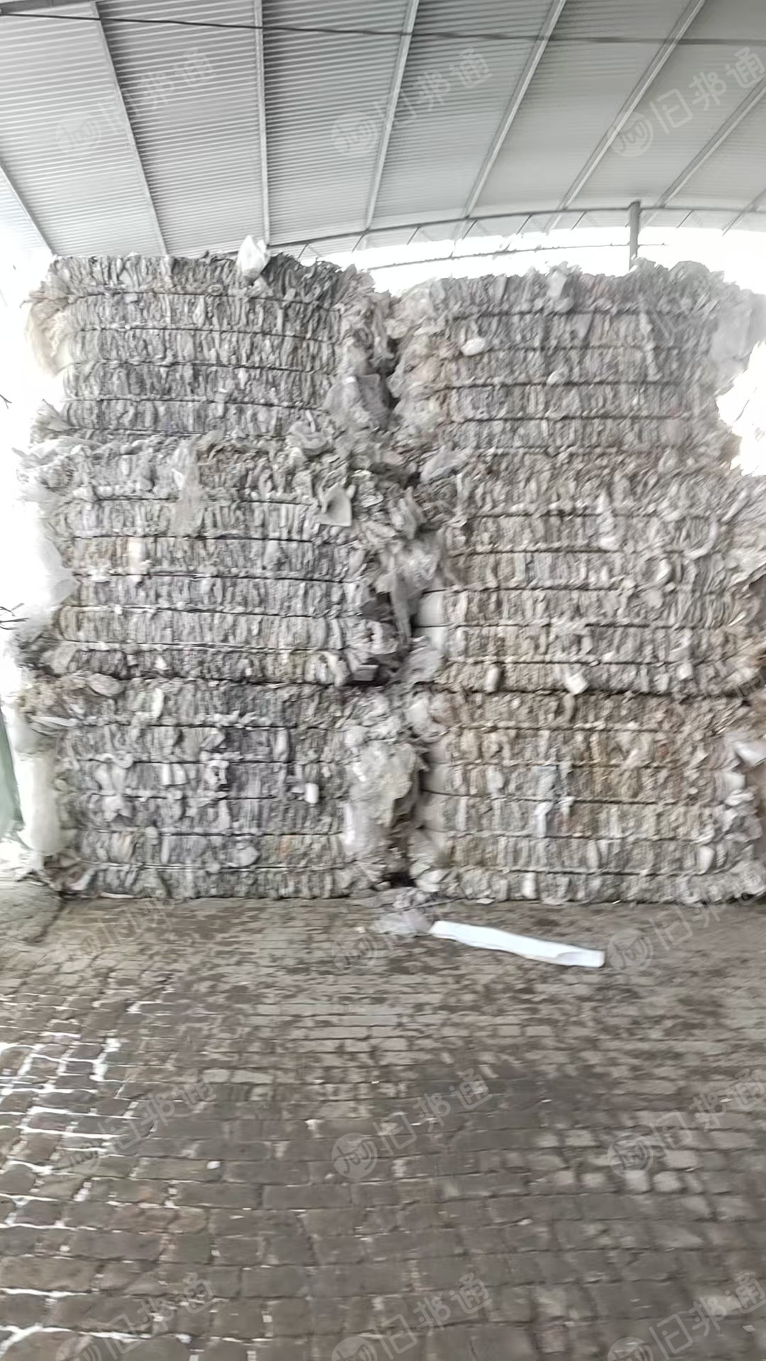 长期出售聚乙烯塑料布，水洗的，现货13米车（23吨左右）