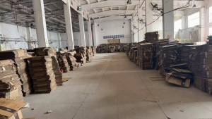 长期出售黄板纸箱废料