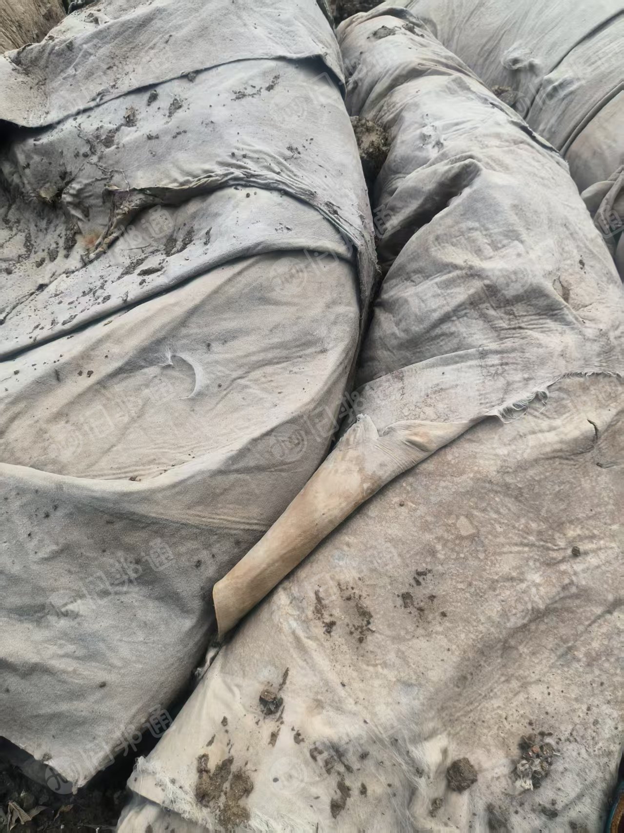 长期出售涤棉土工布，土工布，现货一百多吨