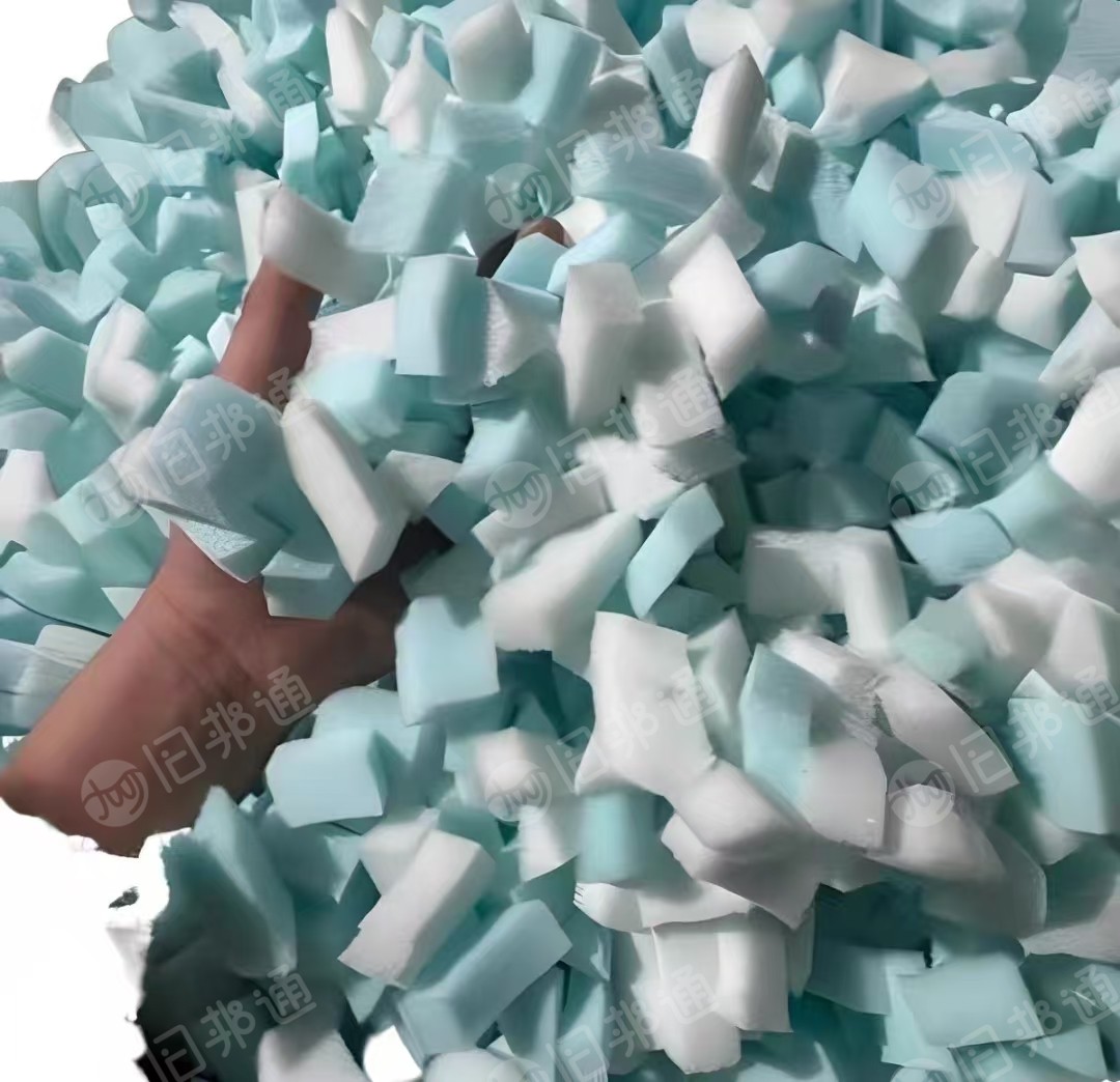 长期出售填充慢回弹记忆碎海绵，枕芯碎海绵