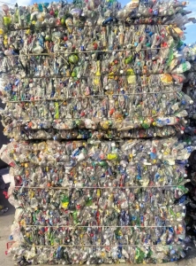 长期出售pet三色瓶砖