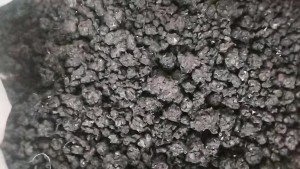 长期出售涤纶泡料，黑色的，现货够车