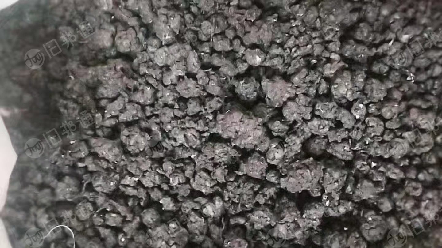 长期出售涤纶泡料，黑色的，现货够车