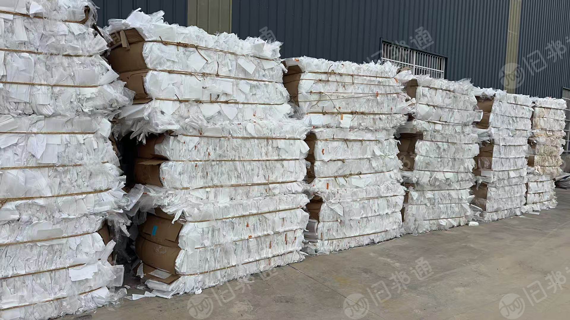 长期出售光伏厂下来的pp空心板废料，混压丙稀膜，没纸没杂，现货够车