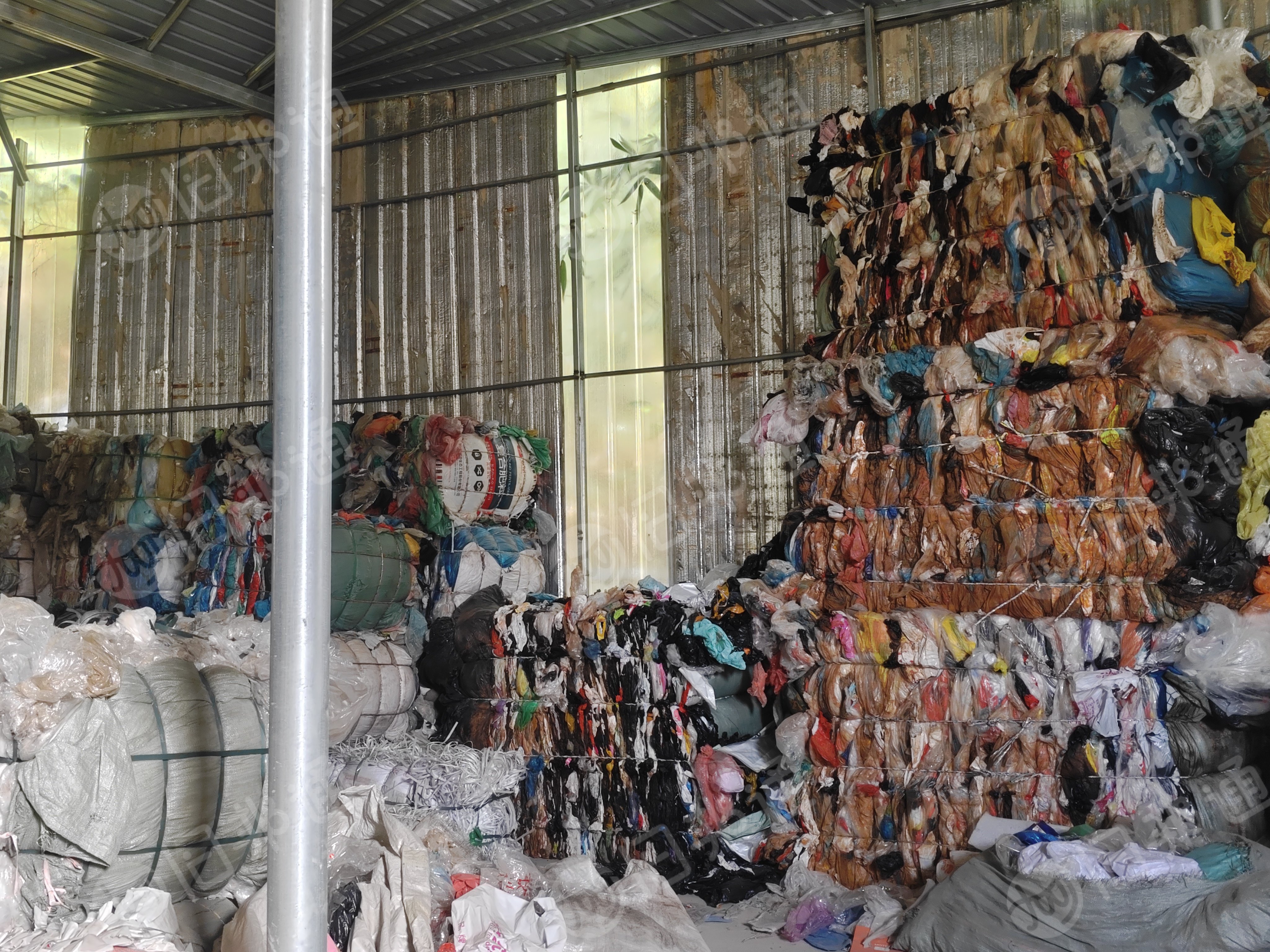 出售水洗PE膜，废旧编织袋