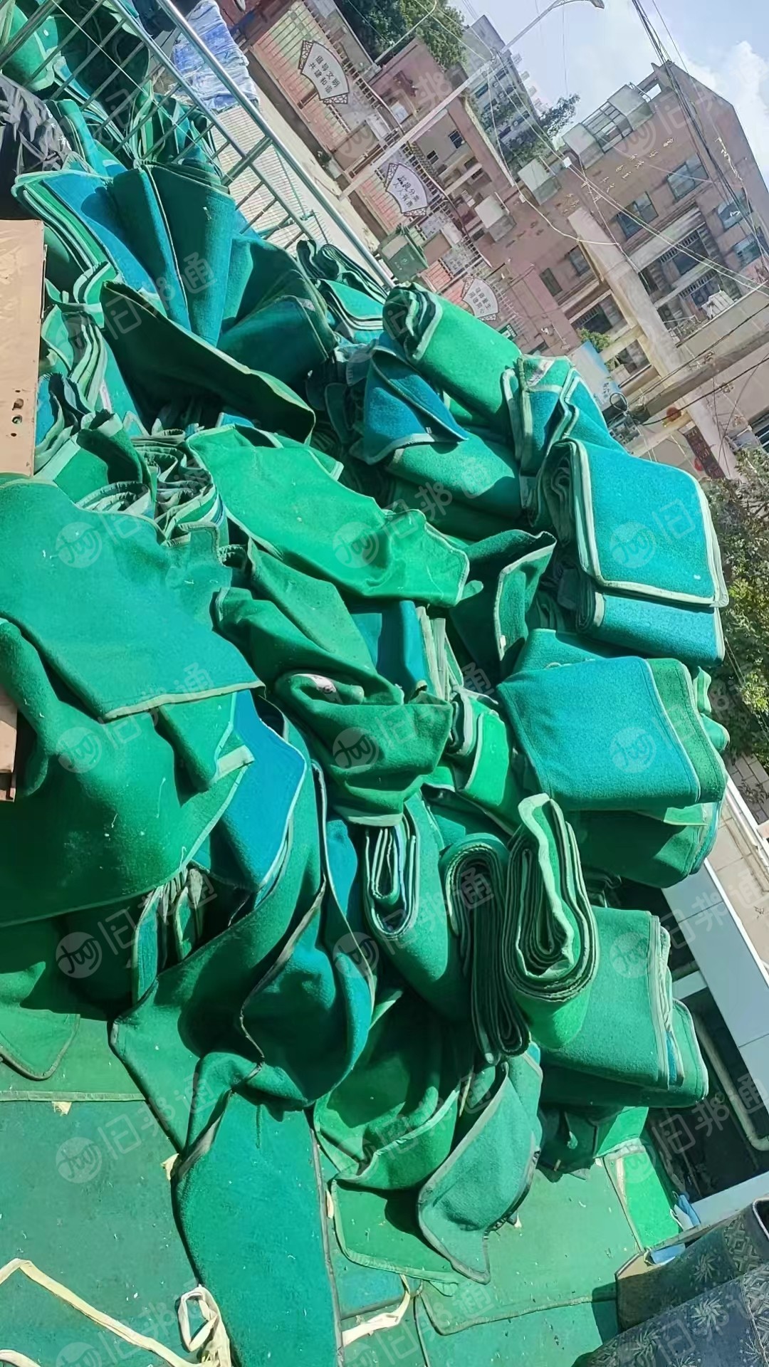 长期出售火车上下来的晴垫，可以做黑料，燃烧料，现货有10吨左右，货在江西南昌