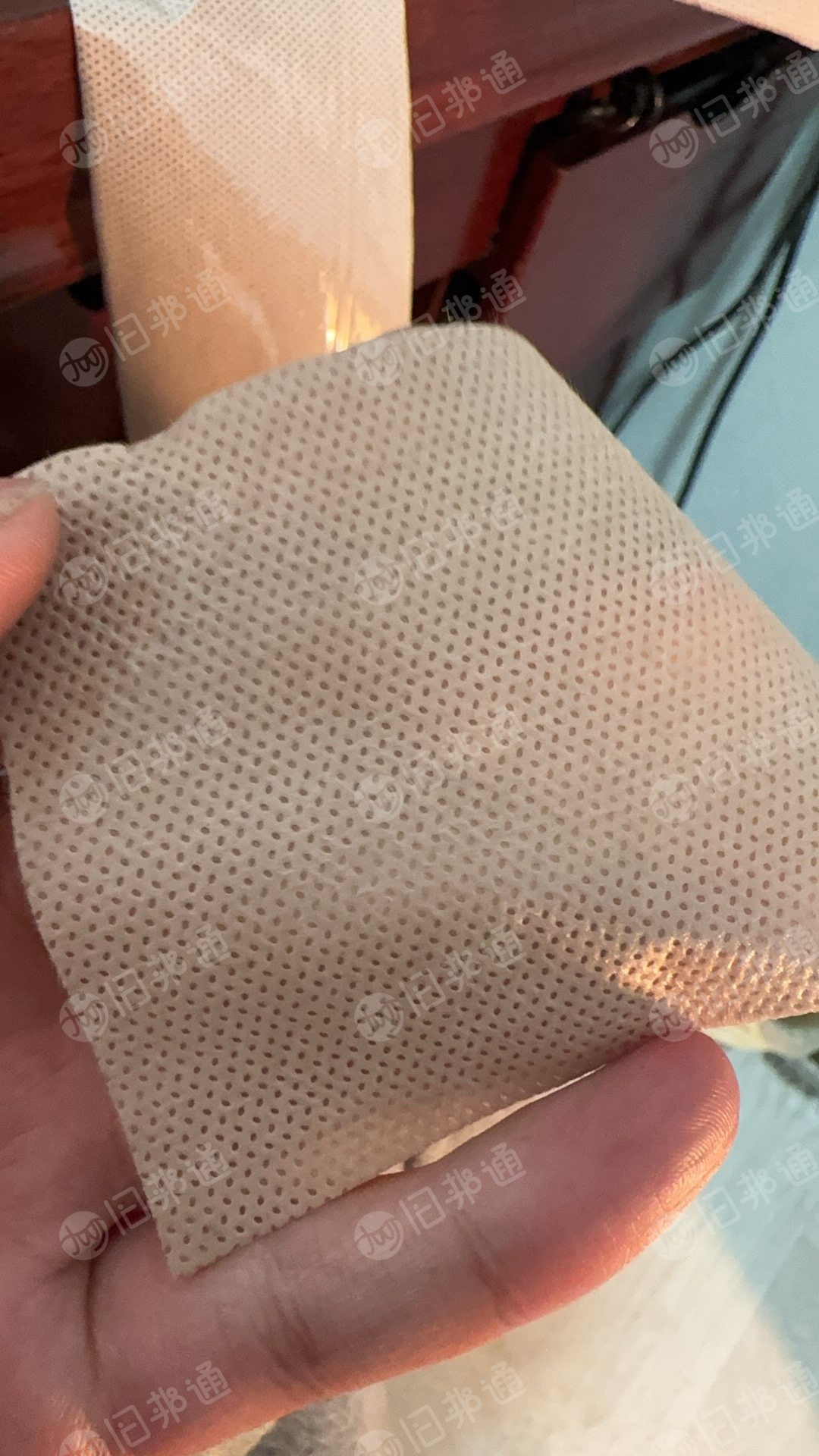 长期出售医药厂做膏药剩下的余料，复合边角料，现货5吨左右，厂在河南许昌