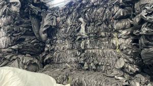 出售装电池粉下来的吨包内衬膜，高压膜