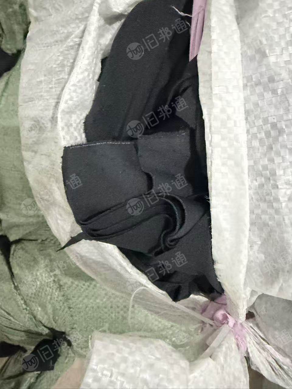 长期出售锦氨废布，内衣边角料，瑜伽服废布，锦纶废布，都有分拣开，现货50吨