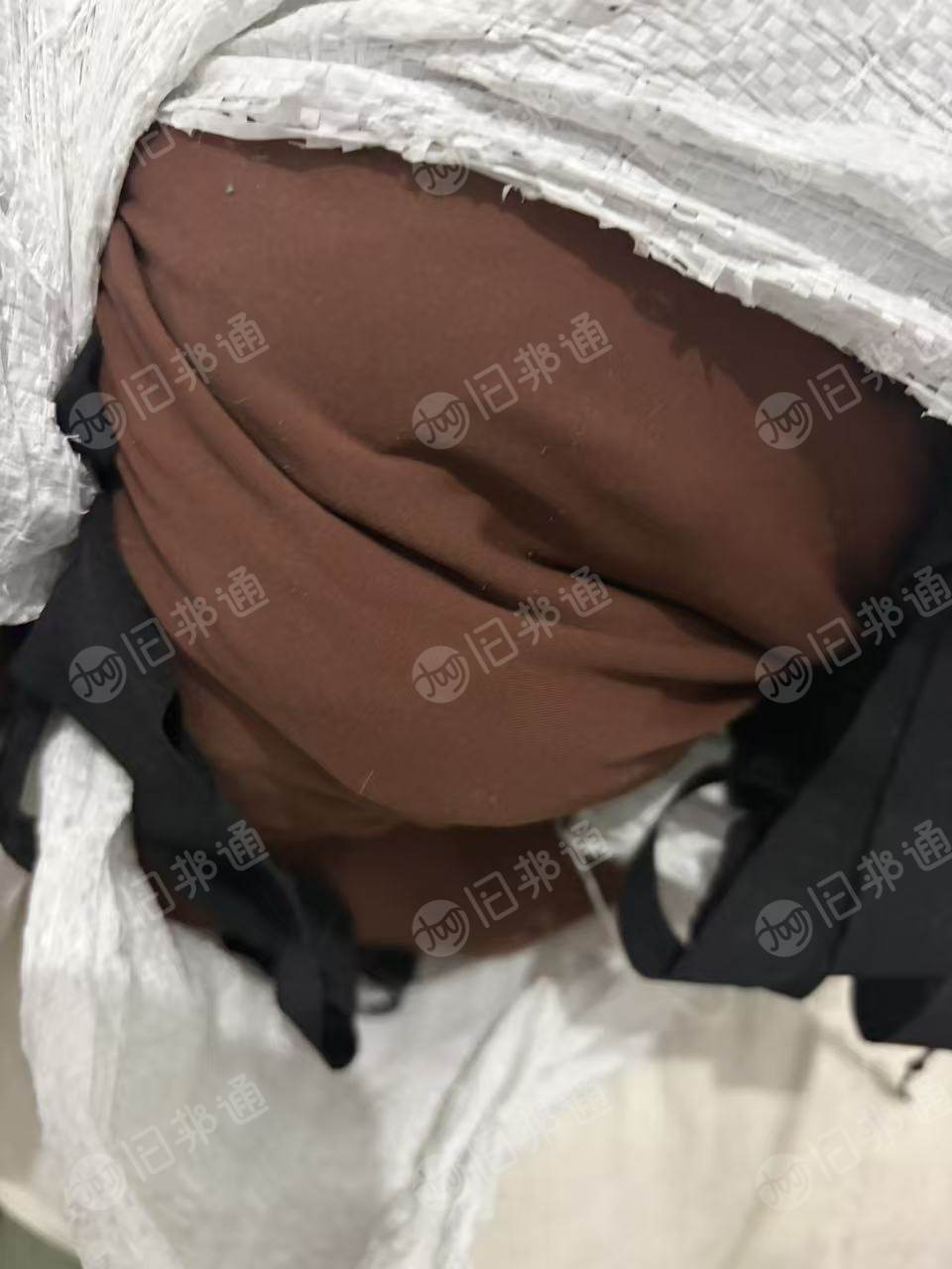 长期出售锦氨废布，内衣边角料，瑜伽服废布，锦纶废布，都有分拣开，现货50吨