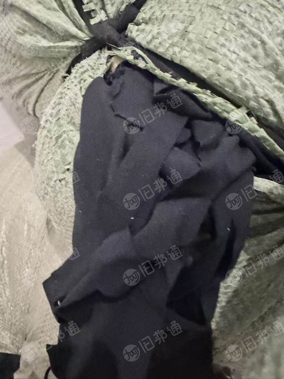 长期出售锦氨废布，内衣边角料，瑜伽服废布，锦纶废布，都有分拣开，现货50吨