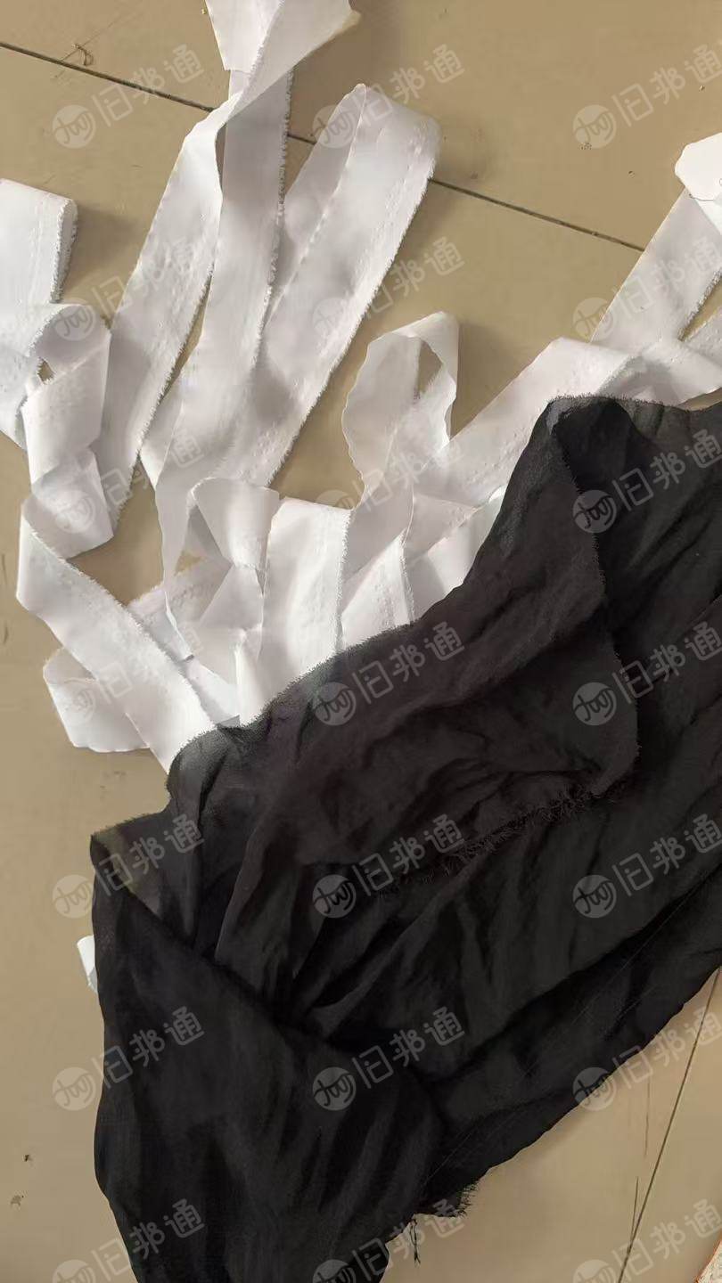 长期出售染厂下来的涤纶布条，涤纶废布，现货十多吨