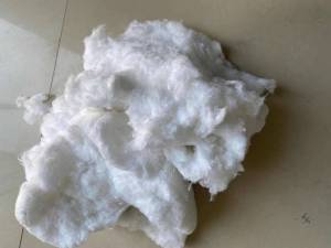 长期出售汽车内饰开花棉，含少量4080，可以直接上机做毛毡，每个月有100多吨，货在江苏无锡