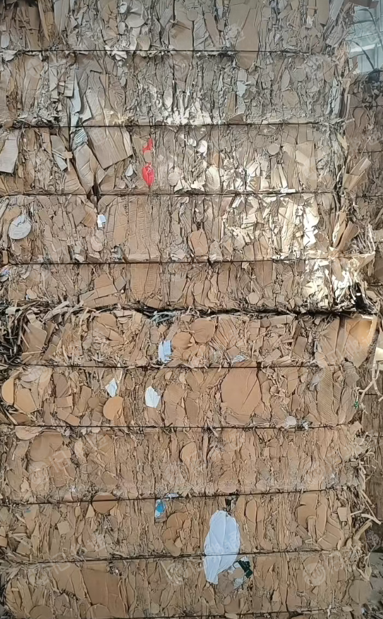 长期出售黄板纸边角料压块