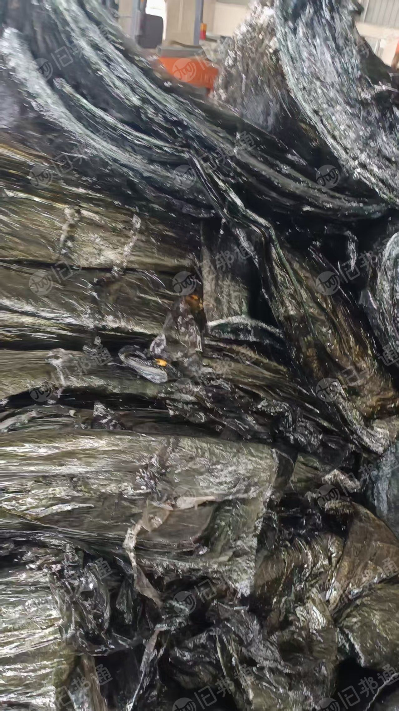 出售纯pet汽车膜废料，无胶水，现货10多吨