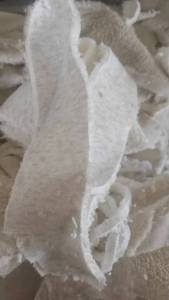 长期出售睡衣边角料，废布料，开花料，复合布开花料，现货有十几吨，货在河南许昌