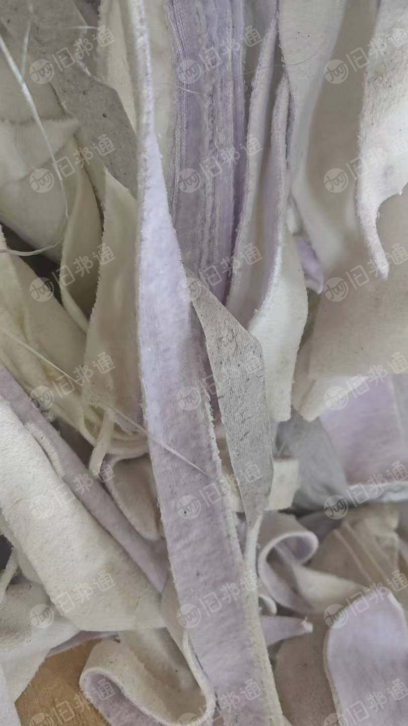 长期出售睡衣边角料，废布料，开花料，复合布开花料，现货有十几吨，货在河南许昌