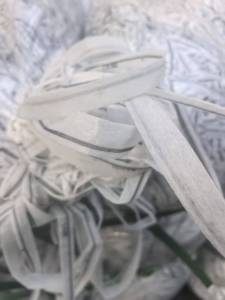 长期出售尿不湿边角料，涤丙复合材质，无纺布边角料，月供17吨左右，货在浙江嘉兴