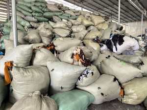 长期大量出售杂色氨纶废布，针织氨纶废布，现货1000吨，广西玉林，广东东莞都有货