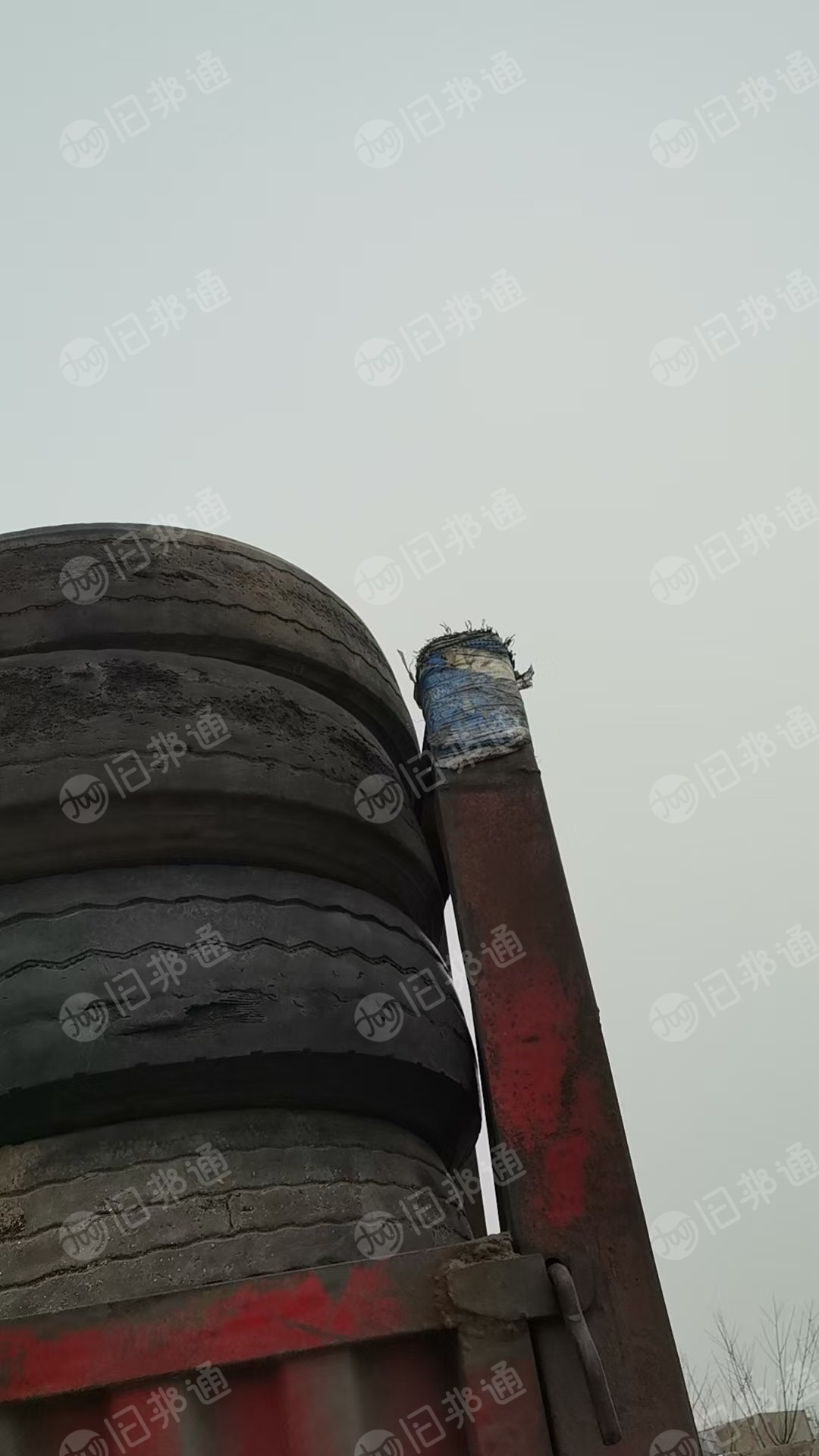 长期收购900到1200的全钢丝轮胎，要整胎