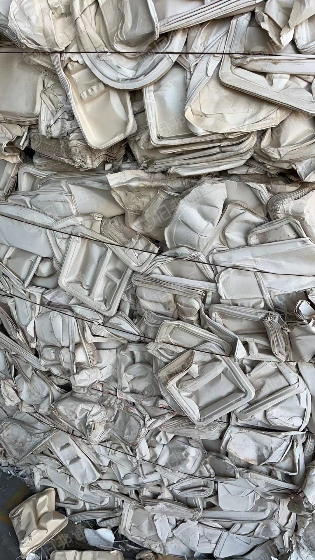 长期出售餐盒纸边角料