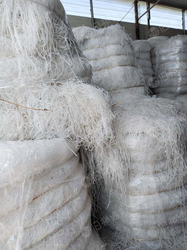 出售光伏厂高温EVA胶条破碎料